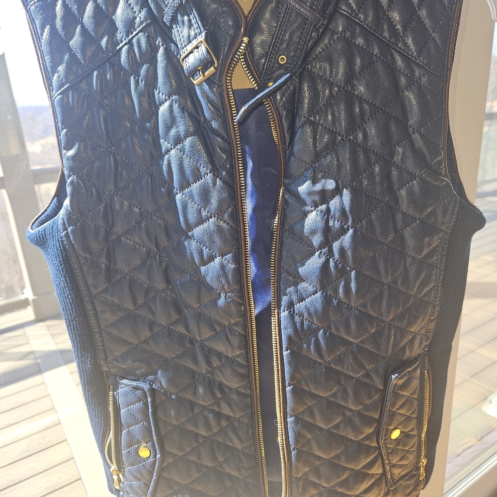 FATE Quilted Vegan Leather Vest - Picture 2 of 6